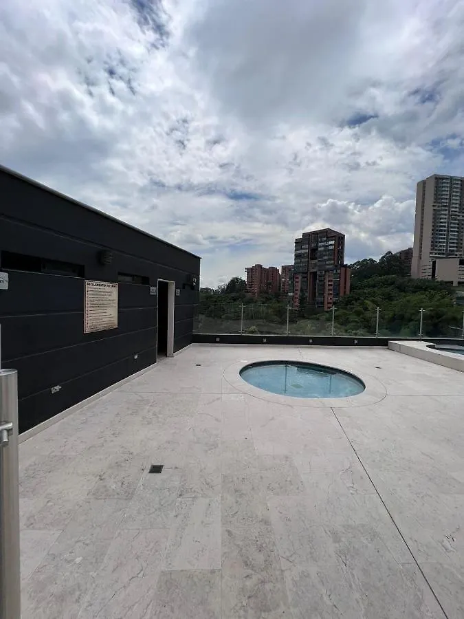 Spacious Apartments With High Views From Poblado Medellin 0*,